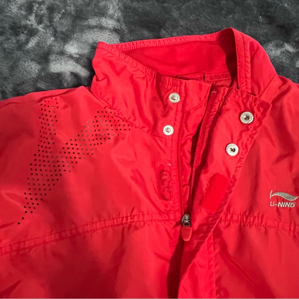 Red rain jacket - Picture 3 of 8